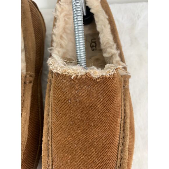 UGG Ascot Corduroy II Chestnut Suede Moccasin Slippers Men’s Size 10 - Picture 3 of 12